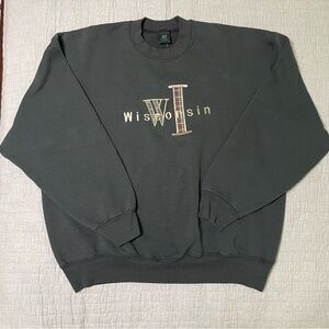 U-Trau Wisconsin Crewneck Black Sweatshirt Unisex Size XXL Embroidered Made USA